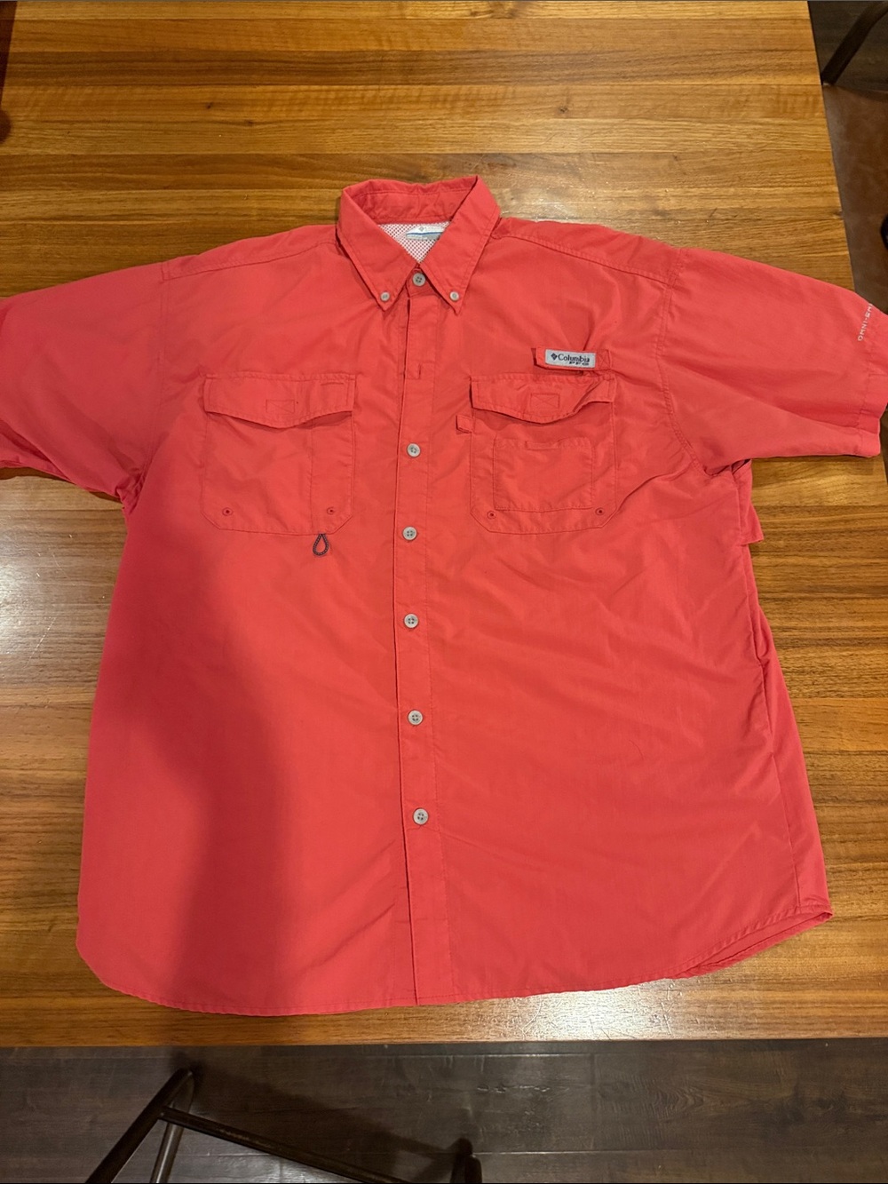 Columbia PFG Coral Red Short-Sleeve Button-Down Fishing Shirt sz M